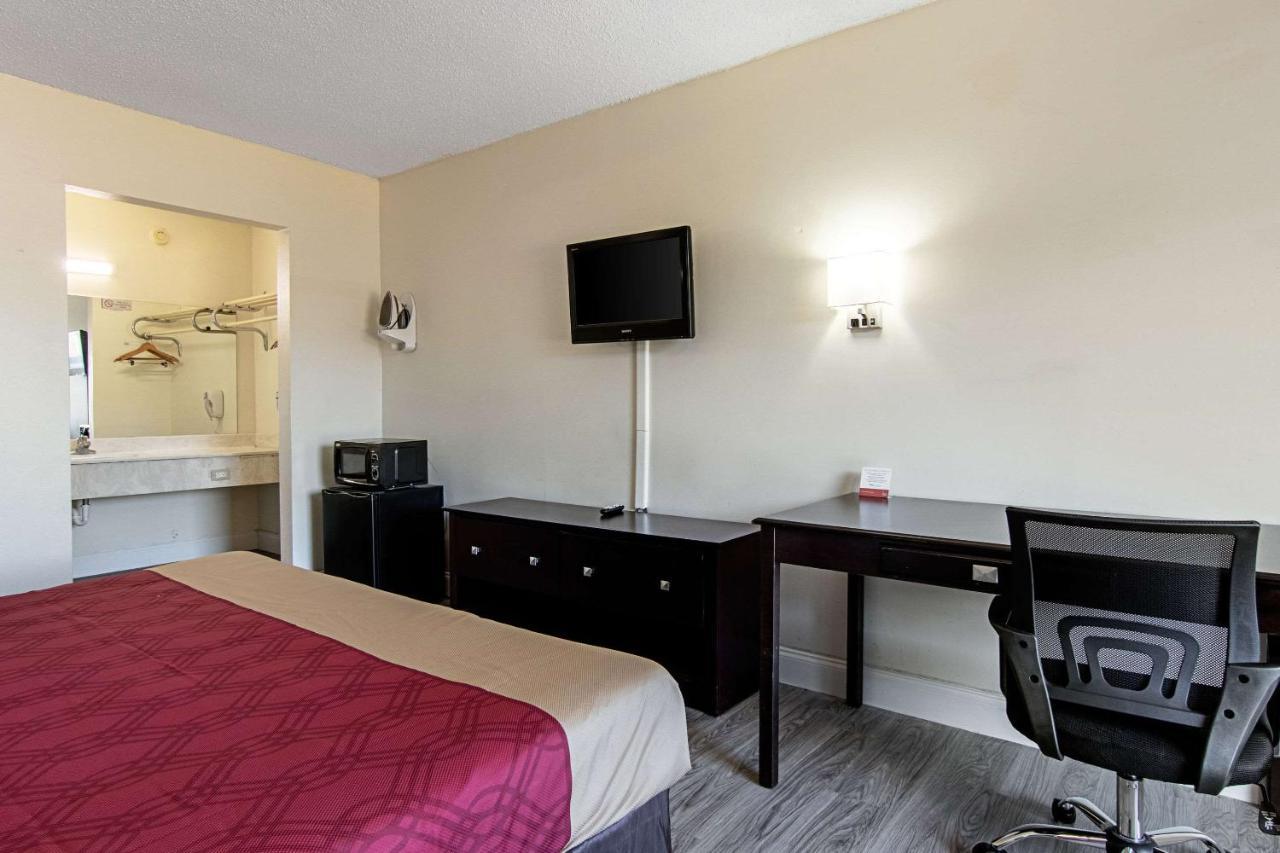 Red Roof Inn ΛαΓκράντζ Εξωτερικό φωτογραφία